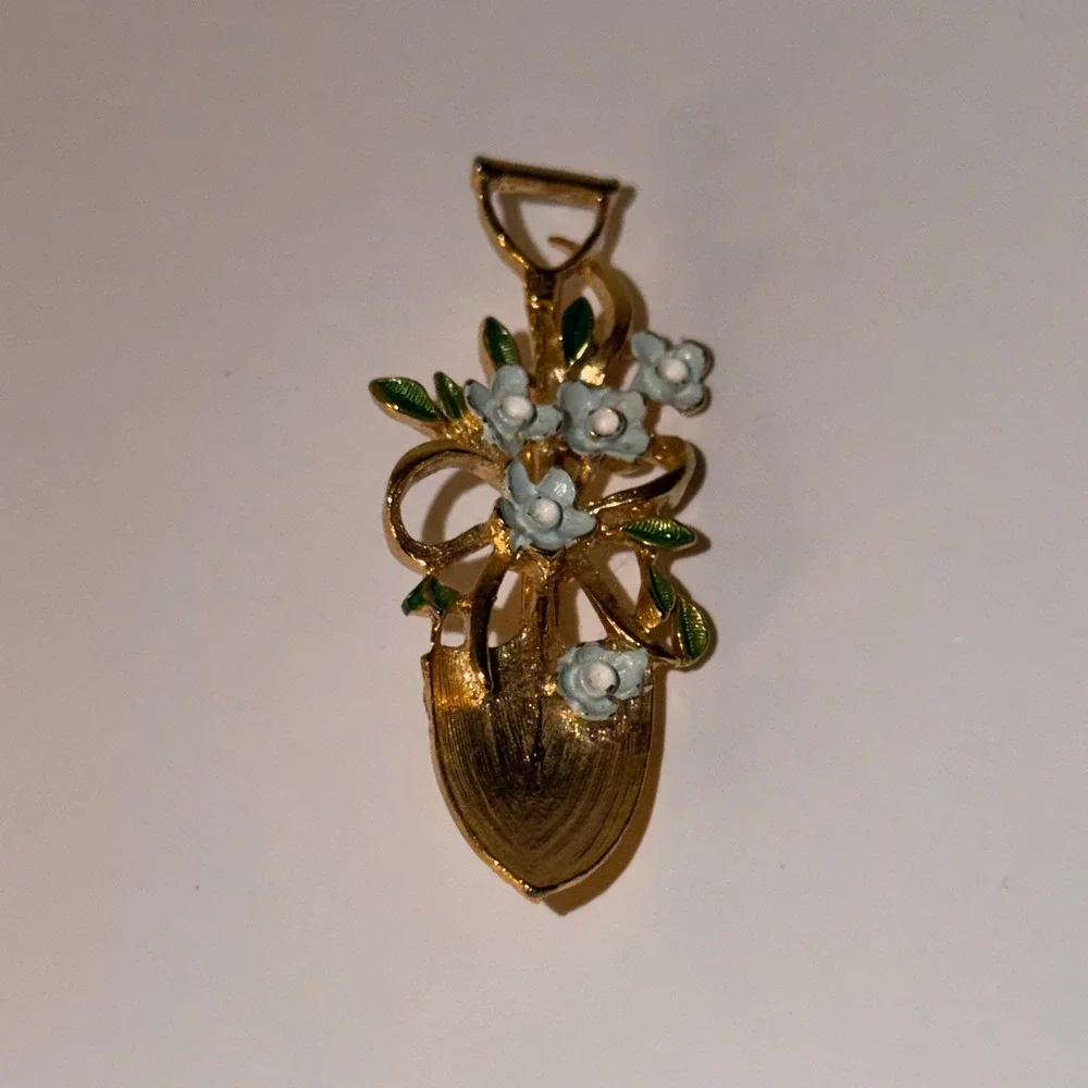 Gerry's Brooch Set Sz OS Gold Tone Enamel Garden Rake Shovel Floral Pins Vintage